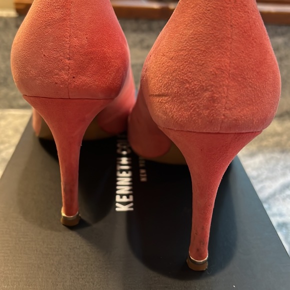 Coral Kenneth Cole heels - Picture 3 of 4